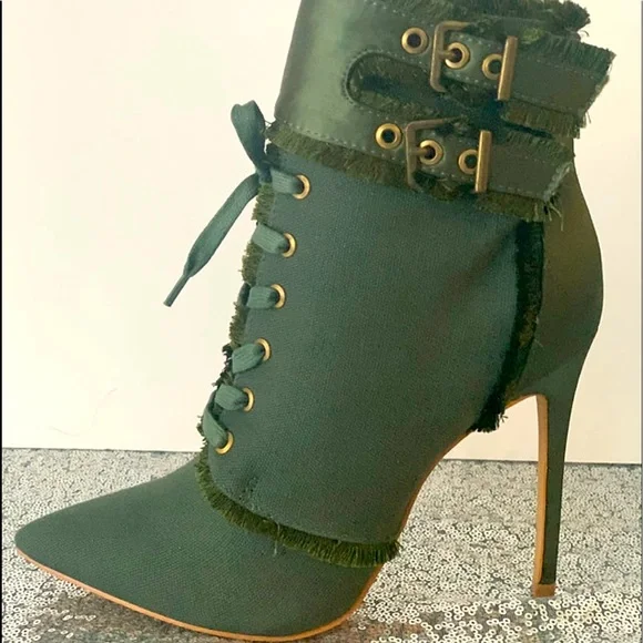 Ankle heel boots - Picture 1 of 3